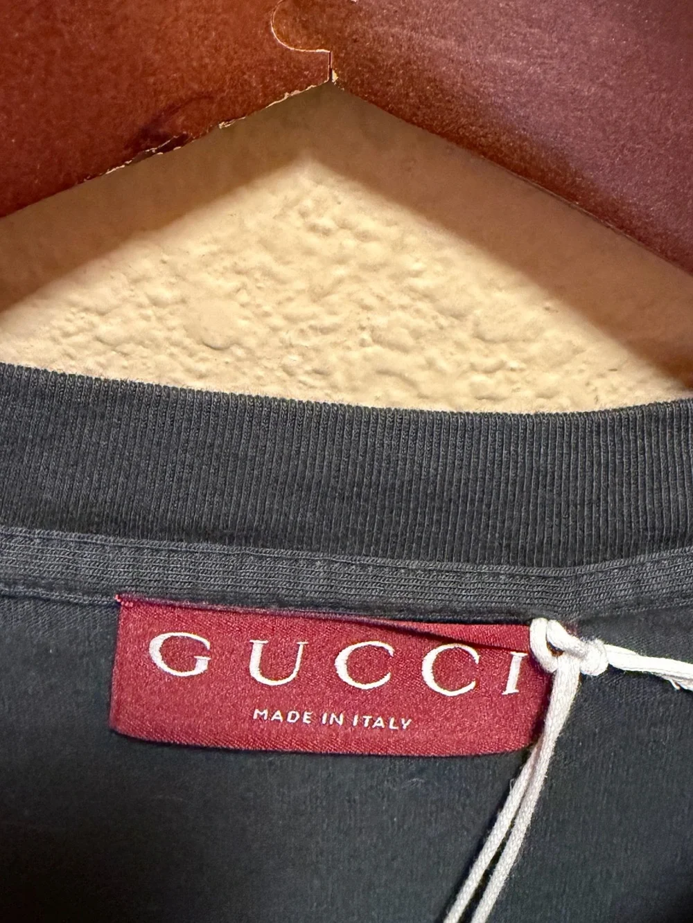 New Authentic Gucci Logo Black T Shirt Size L Oversized